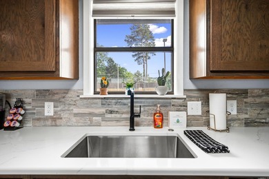 Amazing views of beautiful Lake Hamilton and mountains from this - photo 18