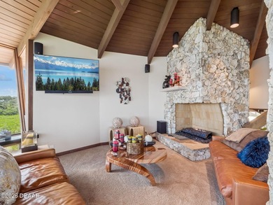 Experience the pinnacle of coastal luxury living in this - photo 21