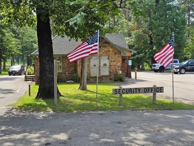 Enjoy easy living in this charming 1-bedroom, 1-bath condo - photo 23