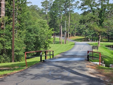 Enjoy easy living in this charming 1-bedroom, 1-bath condo - photo 25