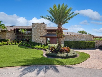 Experience the pinnacle of coastal luxury living in this - photo 32