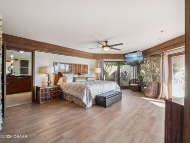 Experience the pinnacle of coastal luxury living in this - photo 34