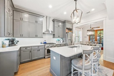 Welcome to coastal luxury in the highly sought-after Ocean Oaks - photo 8