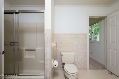Perfectly positioned at the end of a quiet cul-de-sac, this - photo 39