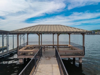 Amazing views of beautiful Lake Hamilton and mountains from this - photo 41
