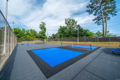 Amazing views of beautiful Lake Hamilton and mountains from this - photo 45