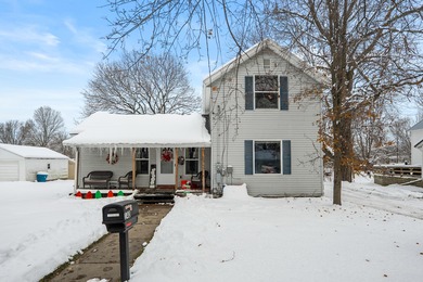 Kalamazoo River Home Sale Pending in Plainwell Michigan
