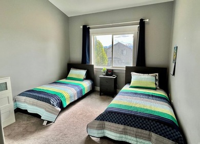 PRICE DROP: Beautiful 2-story home with NO HOA and nearly 4,000 - photo 6