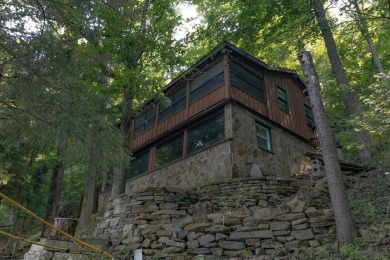Lake Home For Sale in Bridgeport, West Virginia