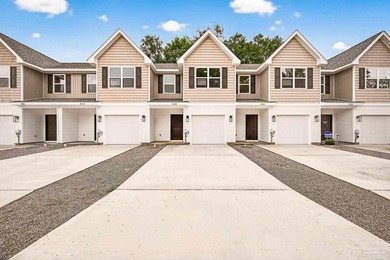 Move In Ready! Located within 20 minutes Downtown Pensacola! - photo 3
