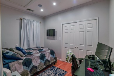 Brick Home with 5 Bedrooms, 3 1/2 Bathrooms, Hardwood/Tile - photo 20