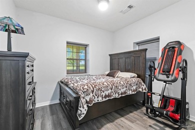 WALNUT HILL, FL - 3BR/2.5BA BRICK RANCH ON 5 FENCED ACRES | ICF - photo 38
