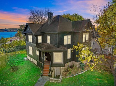 Manistee River - Manistee County Home For Sale in Manistee Michigan