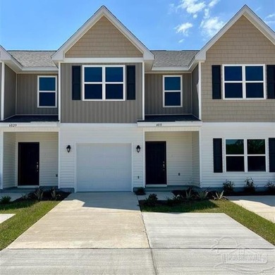 MOVE IN READY. Located within 20 mins to Downtown Pensacola! ONE - photo 3