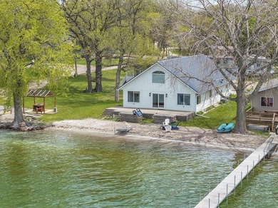 Come check out your sweet Big Spirit Lake getaway! This home is - photo 8