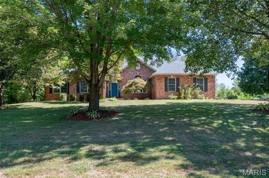 (private lake, pond, creek) Home For Sale in Collinsville Illinois