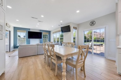 Welcome to 25 Maidstone Lane in Wading River-an exceptional - photo 13
