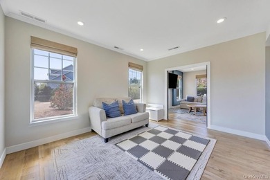 Welcome to 25 Maidstone Lane in Wading River-an exceptional - photo 16