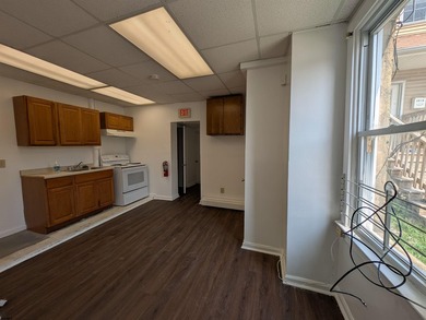 Legal QuadPlex - INVESTOR ALERT - 13% Cap rate on this Triplex - photo 17