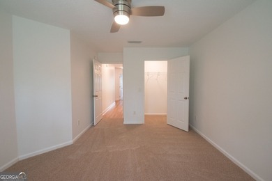 Beautiful well maintained home in Osprey Cove with brand new LVP - photo 18
