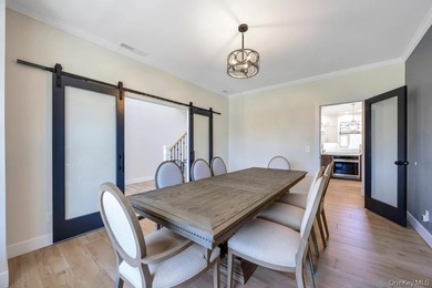 Welcome to 25 Maidstone Lane in Wading River-an exceptional - photo 18