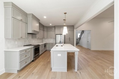 Welcome to 1609 Meadow Lakes Drive This exceptional 6-bedroom - photo 6