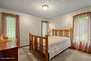 Opportunity awaits in Oldtown! Situated on a generous lot in a - photo 29