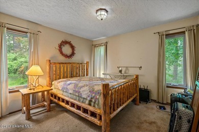 Opportunity awaits in Oldtown! Situated on a generous lot in a - photo 31