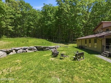 Located in Fairview Lake Estates, this spacious 6,794 sq. ft - photo 3