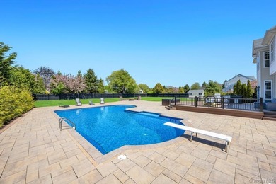 Welcome to 25 Maidstone Lane in Wading River-an exceptional - photo 45