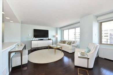 One of a kind amazing 2 bedroom. Through large oversized windows - photo 3