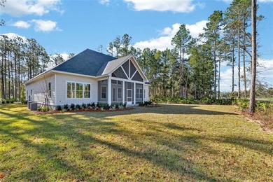 Beautiful 4 bedroom 3.5 bath home with dedicated office/den or - photo 8