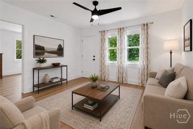 Tastefully renovated mid-century bungalow tucked away in a quiet - photo 5