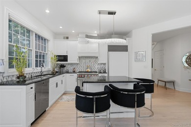 The Chatham at Manhasset - Premier Gated Luxury Living - photo 11