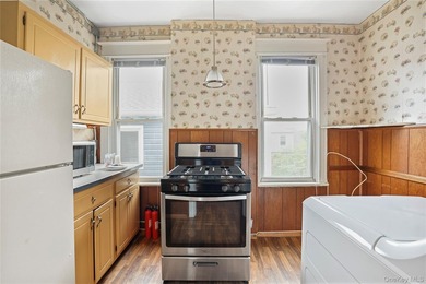 THREE APARTMENTS - Building officially classified as a - photo 13
