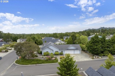 Corner lot in desirable Willow Dunes East with space, style, and - photo 2