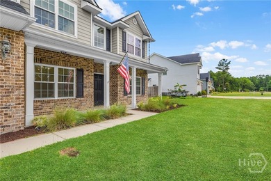 Welcome to 180 Kerry Drive, where space, privacy and modern - photo 4
