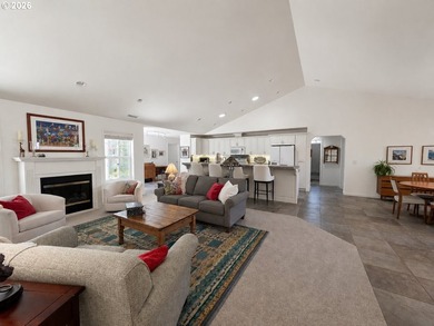 Corner lot in desirable Willow Dunes East with space, style, and - photo 4