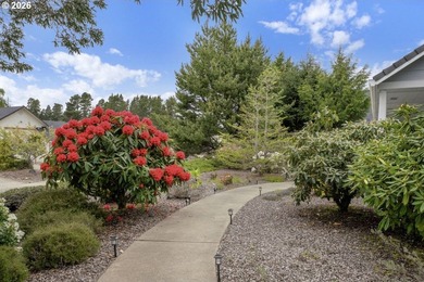 Corner lot in desirable Willow Dunes East with space, style, and - photo 7