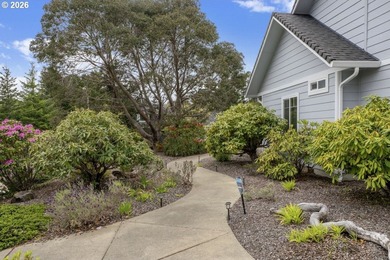 Corner lot in desirable Willow Dunes East with space, style, and - photo 8