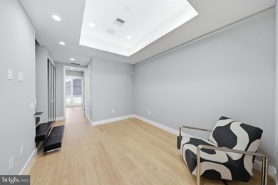 Welcome to this beautifully maintained, 10-year-young townhouse - photo 28