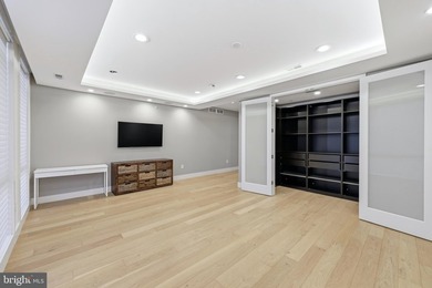 Welcome to this beautifully maintained, 10-year-young townhouse - photo 38