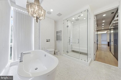 Welcome to this beautifully maintained, 10-year-young townhouse - photo 41
