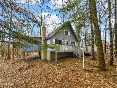Wild Acres Lake Home For Sale in Dingmans Ferry Pennsylvania