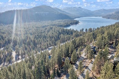 Build your Tahoe basecamp in the heart of Truckee. This - photo 6