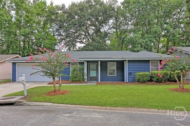 Come see this 3 Bedroom 2 Bathroom home tucked in a quiet - photo 1