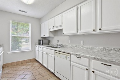 Come see this 3 Bedroom 2 Bathroom home tucked in a quiet - photo 5