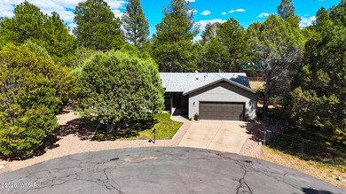 Welcome home to Country Club Manor ~ w/ NO HOA & a great split - photo 8