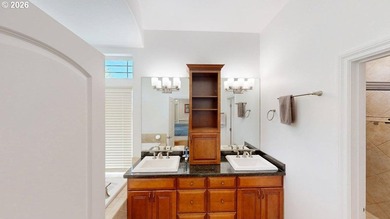 Coastal Luxury with Deeded Beach Access. Experience exceptional - photo 19