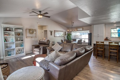 Welcome home to Country Club Manor ~ w/ NO HOA & a great split - photo 9